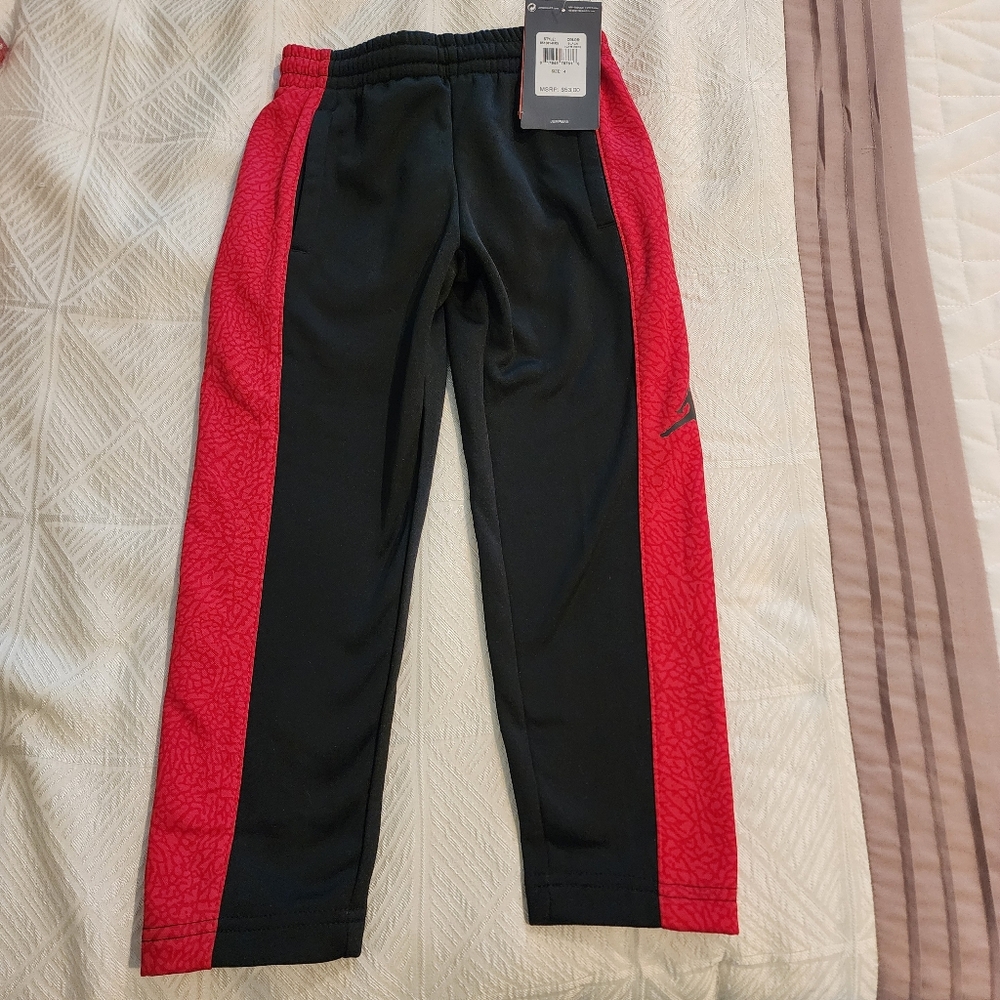 Nike Jordan  Kids Black and Red Track Pants New W/tag Sz XS Fits Age 3-4 Per Tag